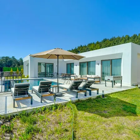 Villa Saturn 4 - Planet Luxury